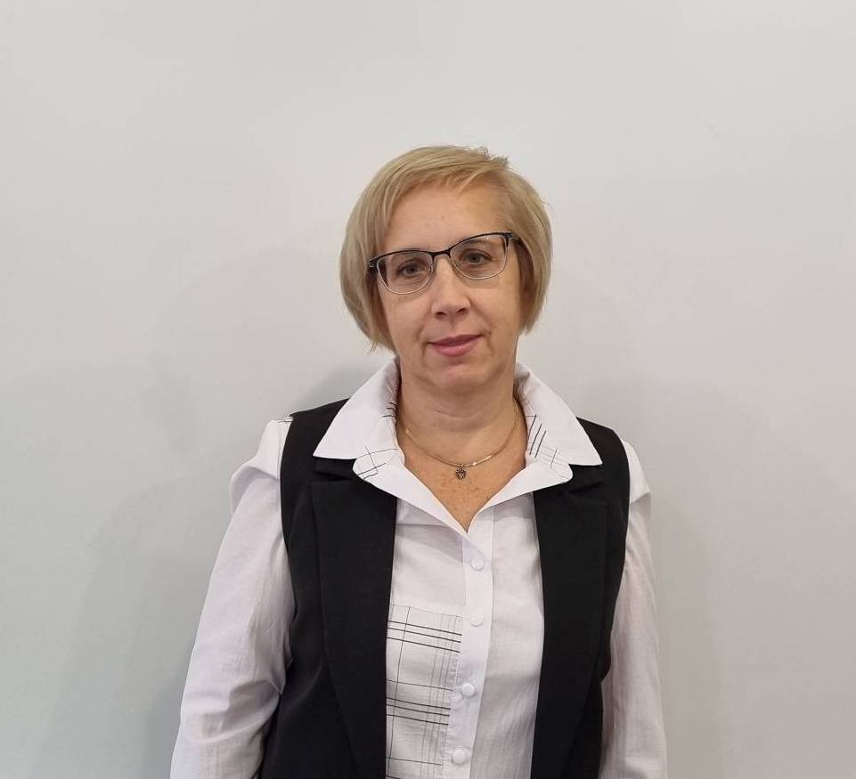 Окладникова Виктория Анатольевна.